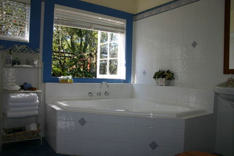 Hampden Cottage Accommodation Kangaroo Valley - Coogee Beach Accommodation 5