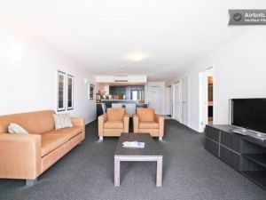 Keith Hall NSW Coogee Beach Accommodation