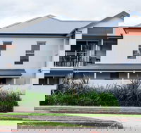Stay Bathurst - Coogee Beach Accommodation