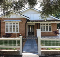 Roseneath Cottage - Orange Heritage - Coogee Beach Accommodation