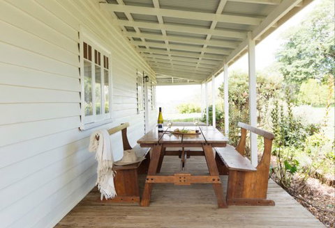 Ashgrove House: Farm Club Australia - Coogee Beach Accommodation 4