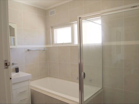 Christies Cottage For Holidays And Relocations. - Coogee Beach Accommodation 7