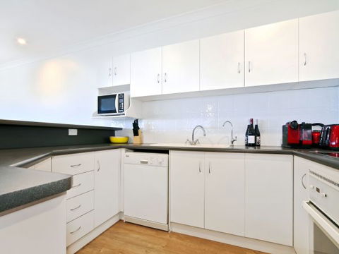 Century 21 SouthCoast: Moana Blue - Coogee Beach Accommodation 14