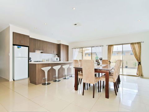 Century 21 SouthCoast: Moana Blue - Coogee Beach Accommodation 28
