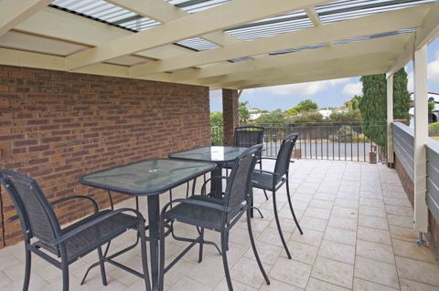 Century 21 SouthCoast: Moana Blue - Coogee Beach Accommodation 79