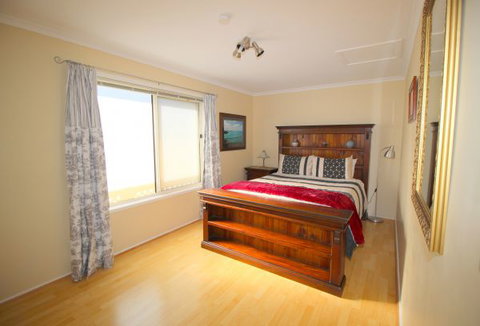 Christies Cottage For Holidays And Relocations. - Coogee Beach Accommodation 20