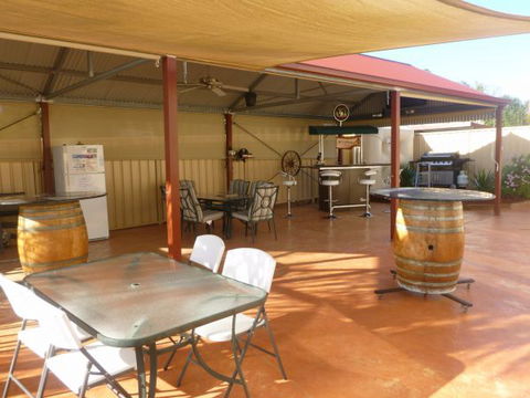Country Cottages B&B - Coogee Beach Accommodation 2