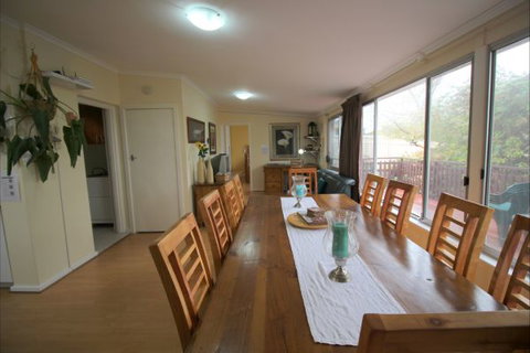Christies Cottage For Holidays And Relocations. - Coogee Beach Accommodation 10