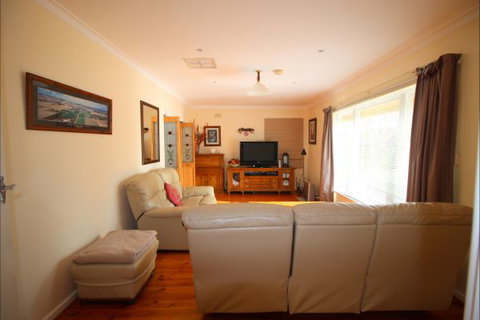Christies Cottage For Holidays And Relocations. - Coogee Beach Accommodation 16