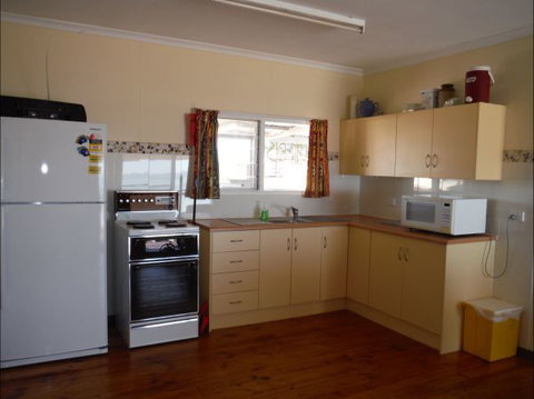 Sunrise Sunset - Coogee Beach Accommodation 1
