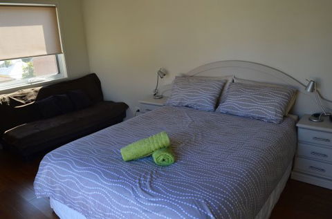 Claudis Beach Retreat Unit One - Coogee Beach Accommodation 2