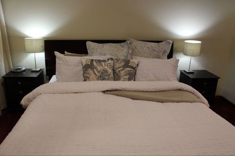 Mackey's Peak Villas - Coogee Beach Accommodation 4