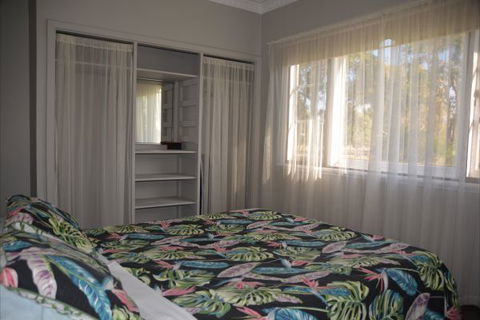 Sandy Lake Farm Stay Accommodation Gingin WA - Coogee Beach Accommodation 6