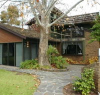 Trenberth House - Coogee Beach Accommodation