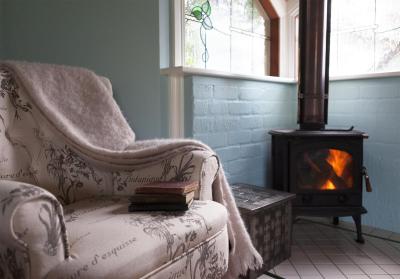 Oak Tree Lodge - Coogee Beach Accommodation 4