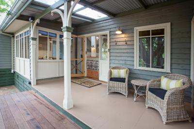 Oak Tree Lodge - Coogee Beach Accommodation 14