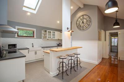 Oak Tree Lodge - Coogee Beach Accommodation 16