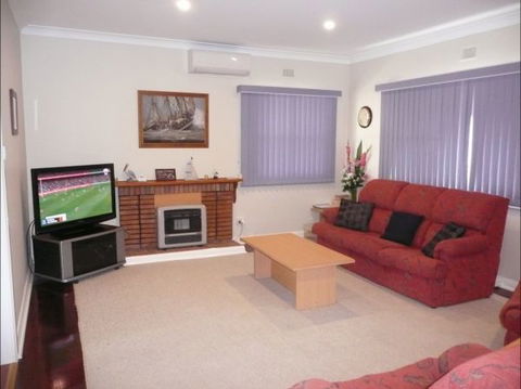 Jetty Views - Coogee Beach Accommodation 2
