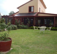 Nightingale Wines Luxury Villas - Coogee Beach Accommodation