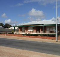 Sea Crest - Coogee Beach Accommodation