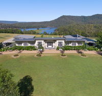 Lake David - Coogee Beach Accommodation