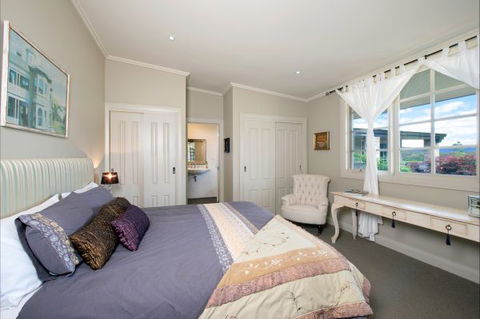 Lake David - Coogee Beach Accommodation 5