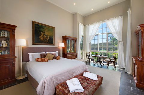 Lake David - Coogee Beach Accommodation 7