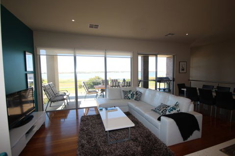 LJ Hooker Goolwa Holiday Rentals - 42 Underwood Avenue, Goolwa Beach - Coogee Beach Accommodation 0