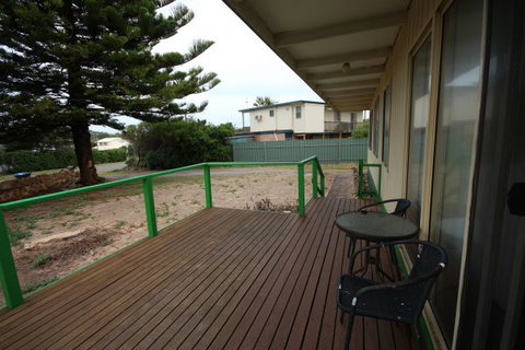 LJ Hooker Goolwa Holiday Rentals - 42 Underwood Avenue, Goolwa Beach - Coogee Beach Accommodation 15