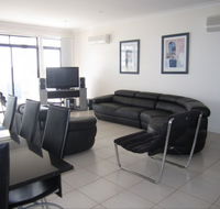 The Waterfront Dolphin - Coogee Beach Accommodation