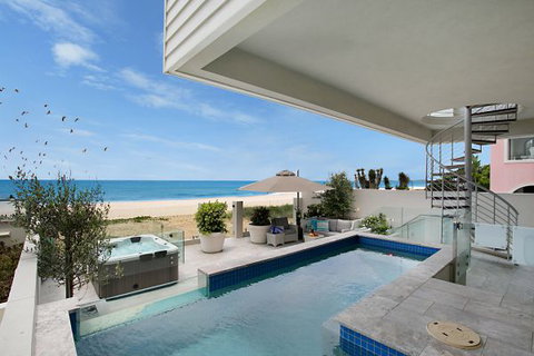 Oceans 74 - An Elite Holiday Home - Coogee Beach Accommodation 11