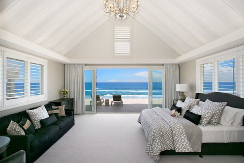 Oceans 74 - An Elite Holiday Home - Coogee Beach Accommodation 12