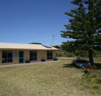 LJ Hooker Goolwa Holiday Rentals - 15 Eaton Avenue Goolwa Beach - Coogee Beach Accommodation
