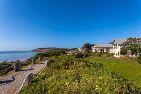 Barwon Heads Caravan Park - Coogee Beach Accommodation 1