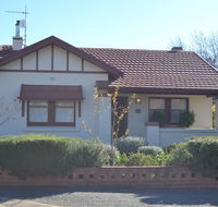 Tin House at Tanunda - Coogee Beach Accommodation