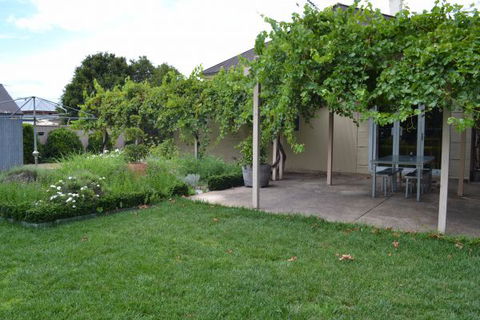 Tin House At Tanunda - Coogee Beach Accommodation 26