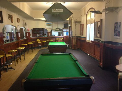 Cecil Hotel Zeehan - Coogee Beach Accommodation 1