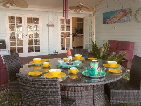 Must Love Dogs B&B And Self-Contained Cottage - Coogee Beach Accommodation 3