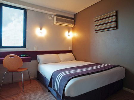Y Hotel City South - Coogee Beach Accommodation 0