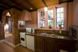 Florennes Heritage Cottage - Coogee Beach Accommodation 1