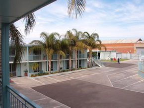 Commodore Motor Inn Mildura - Coogee Beach Accommodation 4