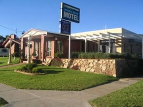 Golden Chain Murray River Motel - Coogee Beach Accommodation 0