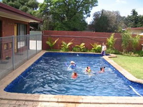 Golden Chain Murray River Motel - Coogee Beach Accommodation 3