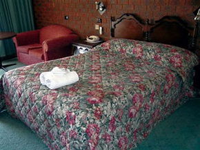 Bell Tower Motor Inn - Coogee Beach Accommodation 0