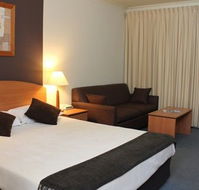Peninsula Nelson Bay - Coogee Beach Accommodation