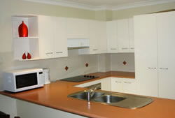 Byron Lakeside Holiday Apartments - Coogee Beach Accommodation 1