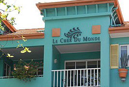 Le Cher Du Monde - Coogee Beach Accommodation 4