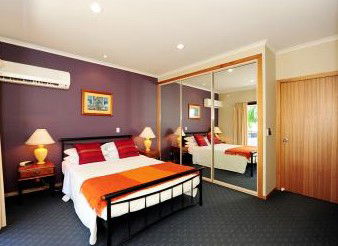 Portside Executive Apartments - Coogee Beach Accommodation 1