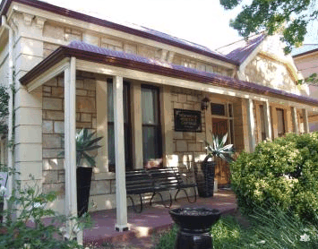 Apartments on George - Coogee Beach Accommodation