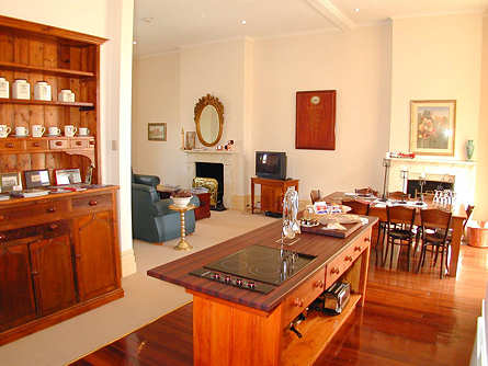 Fire Station Inn - Coogee Beach Accommodation 5